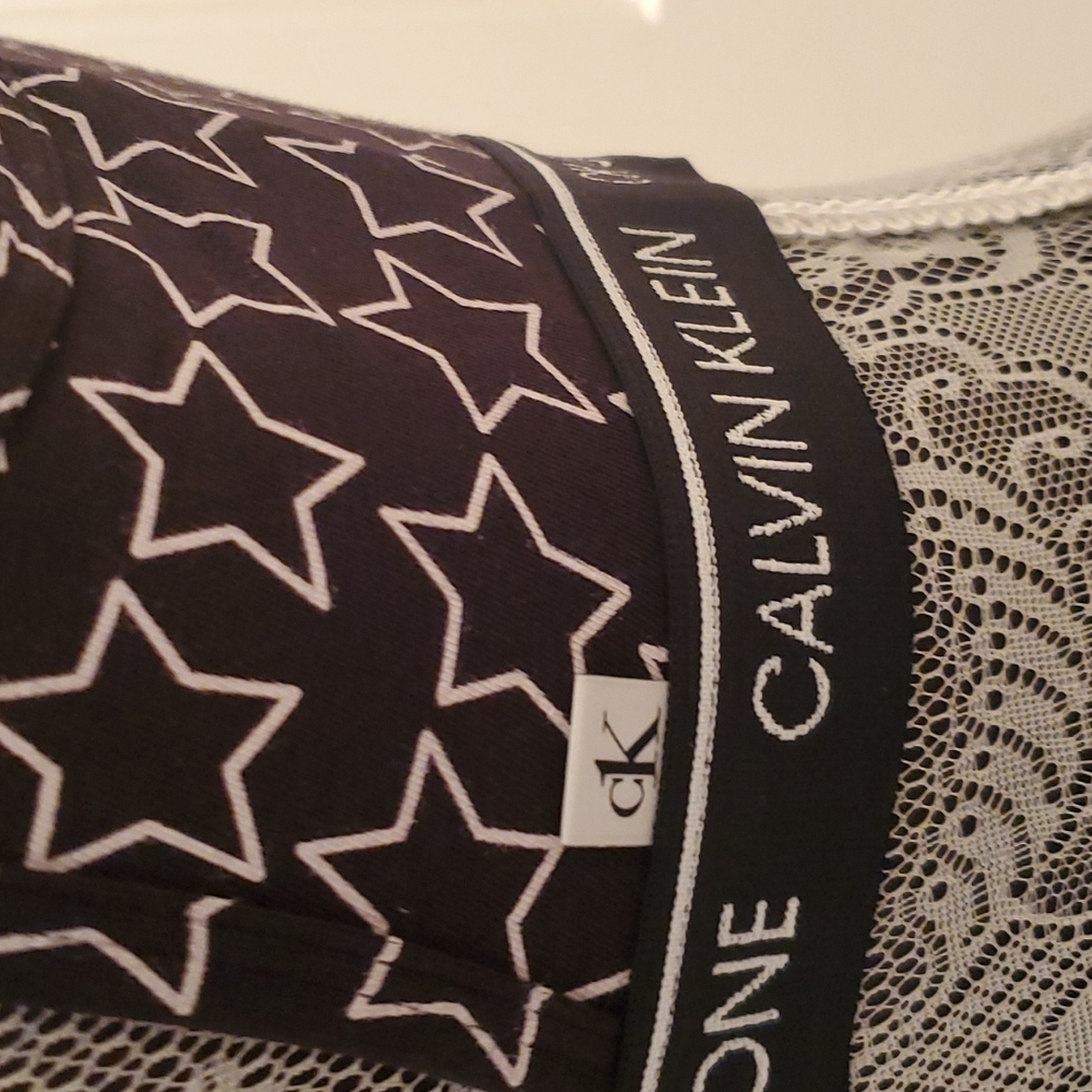 Calvin Klein Sports Bralette sz M - Picture 3 of 7